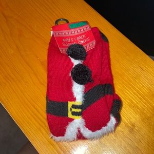 Holiday slipper socks. Size 6-8.